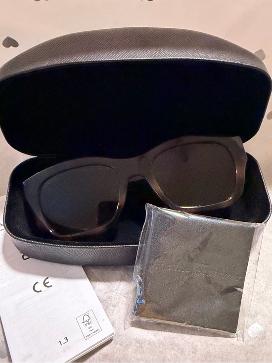 Salvatore Ferragamo Black Textured Sunglasses with case & cleaning cloth EUC F2 main image 5